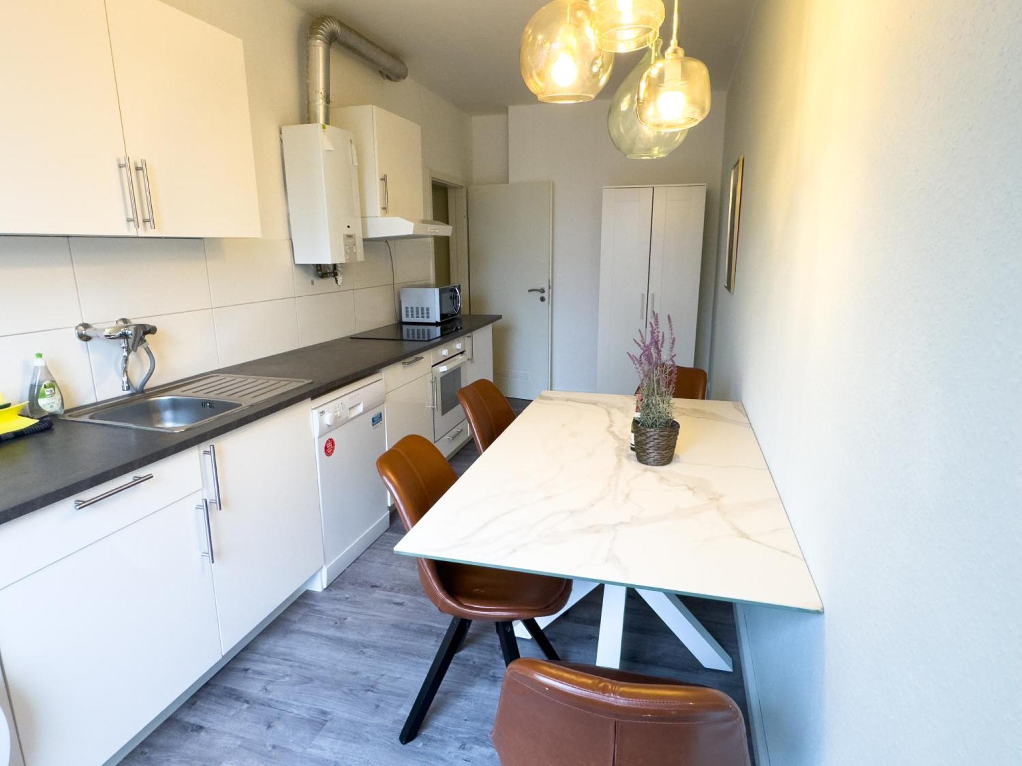 Wohnung Fuer 5 Gaeste Grosse Kueche Messe- Und Citynah Hannover Dış mekan fotoğraf