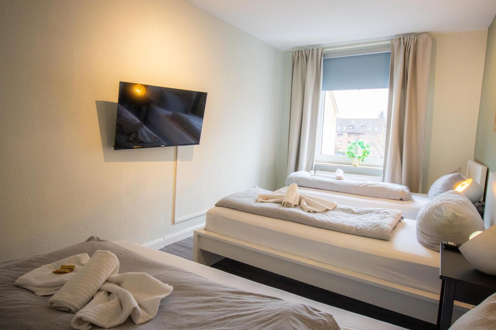 Wohnung Fuer 5 Gaeste Grosse Kueche Messe- Und Citynah Hannover Dış mekan fotoğraf